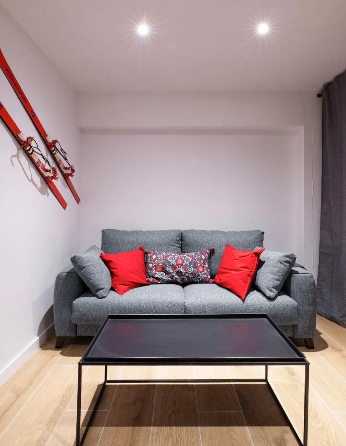Beautifully Renovated 4 Bedroom Apt + Kid'S Room Sierra Nevada Exterior photo
